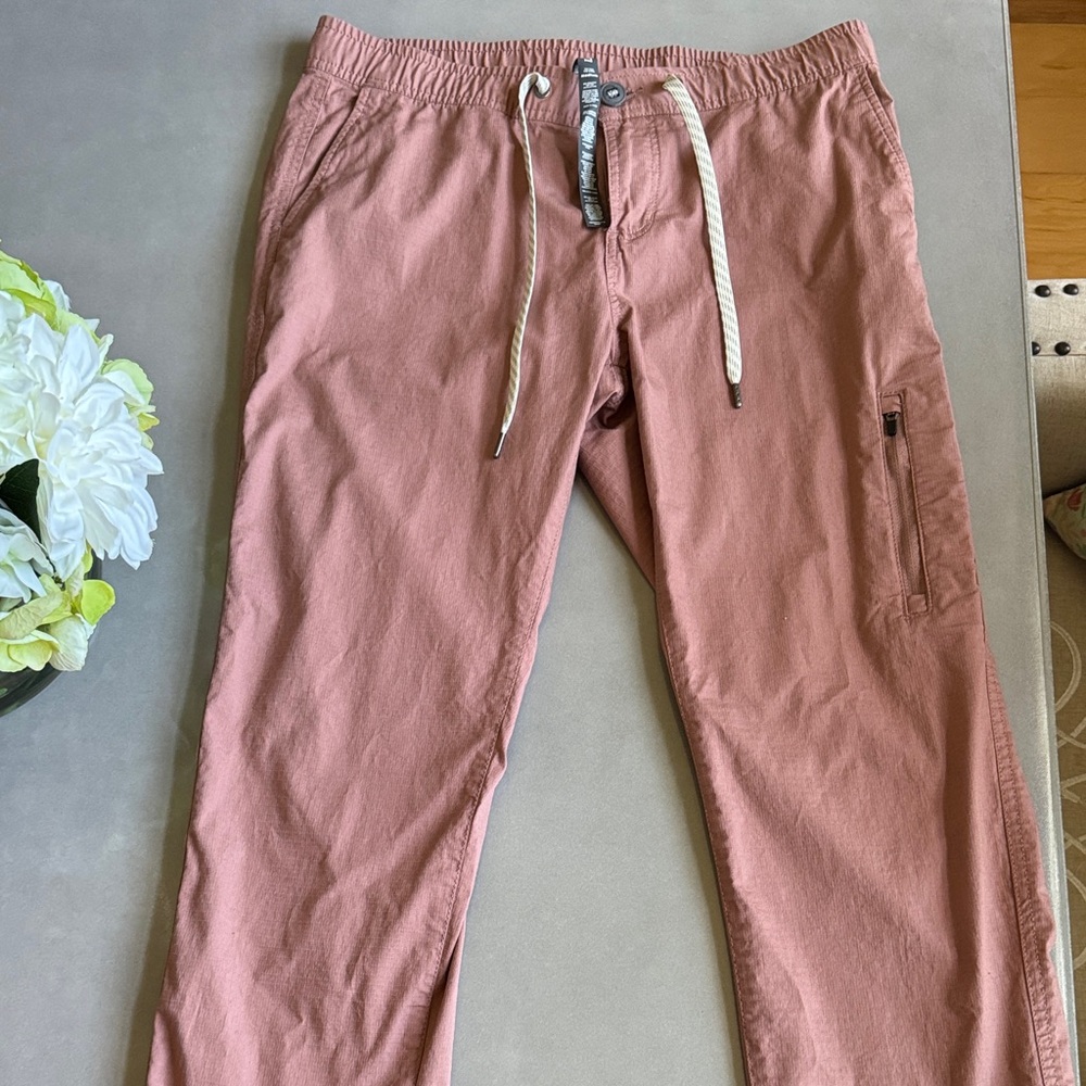 Women’s Vuori Pink Casual Pants